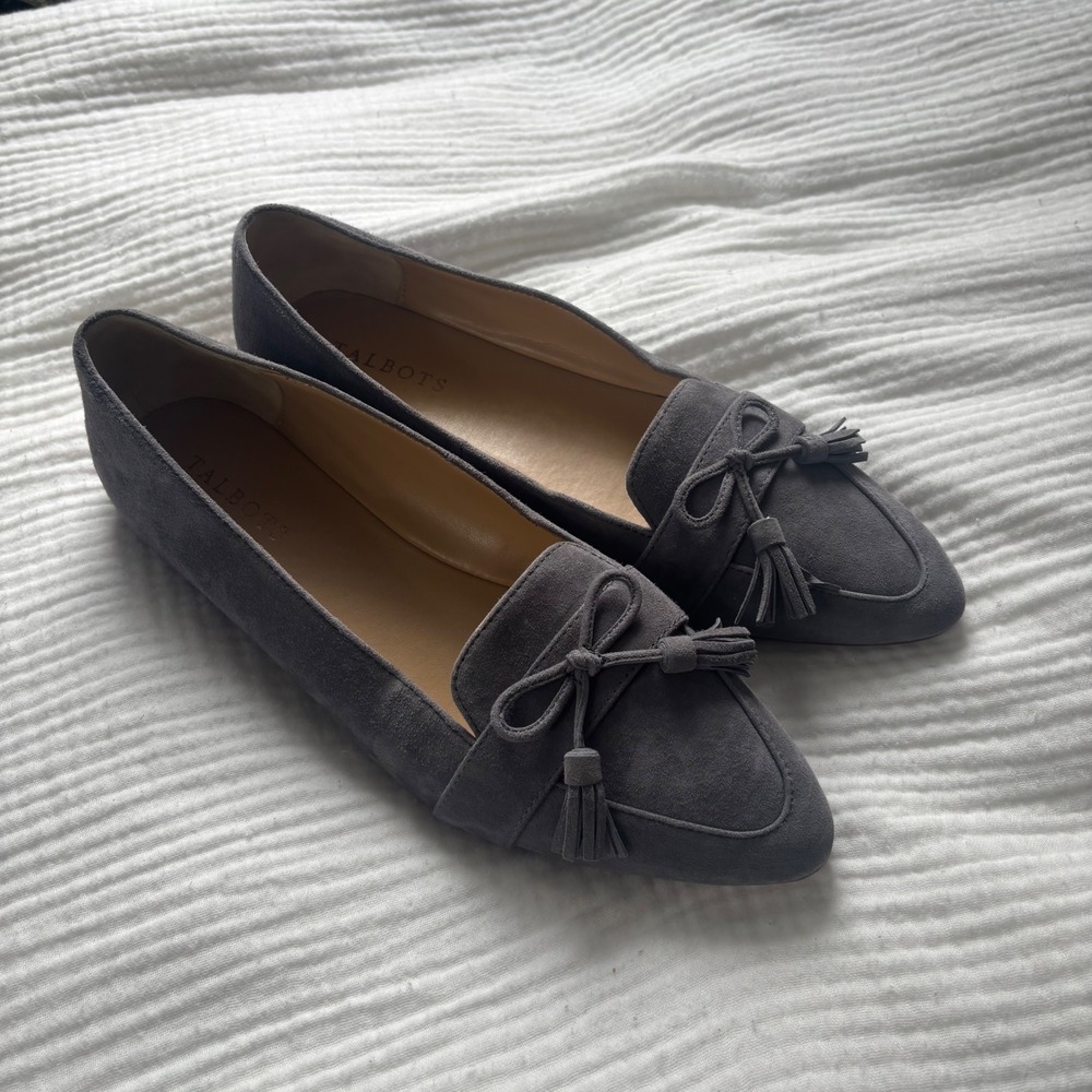 NWOB Talbots Gray Suede Tassel Bow Loafers Pointed Toe Driving Flats 9.5M